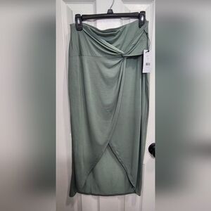Bailey 44 Sage‎ Skirt With Built In Slip NEW